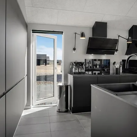Holiday home 10 Bedroom Amazing In *