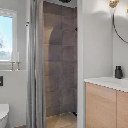 10 Bedroom Amazing In * Norre Nebel