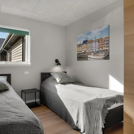 10 Bedroom Amazing In Holiday home