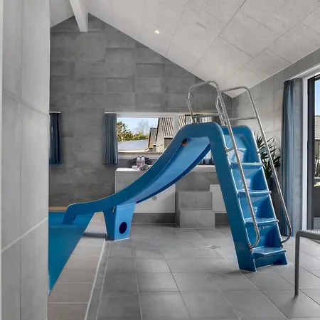 Holiday home 10 Bedroom Amazing In