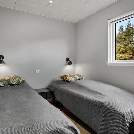 Holiday home 10 Bedroom Amazing In *